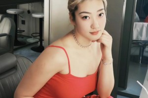又现神级运球普理查德训练营再秀夸张手指运球加速版！