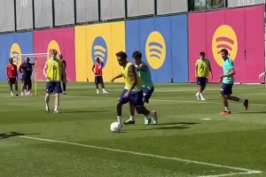 五年前，C罗重回曼联时曾说：我属于这里，他们对我不可思议地好